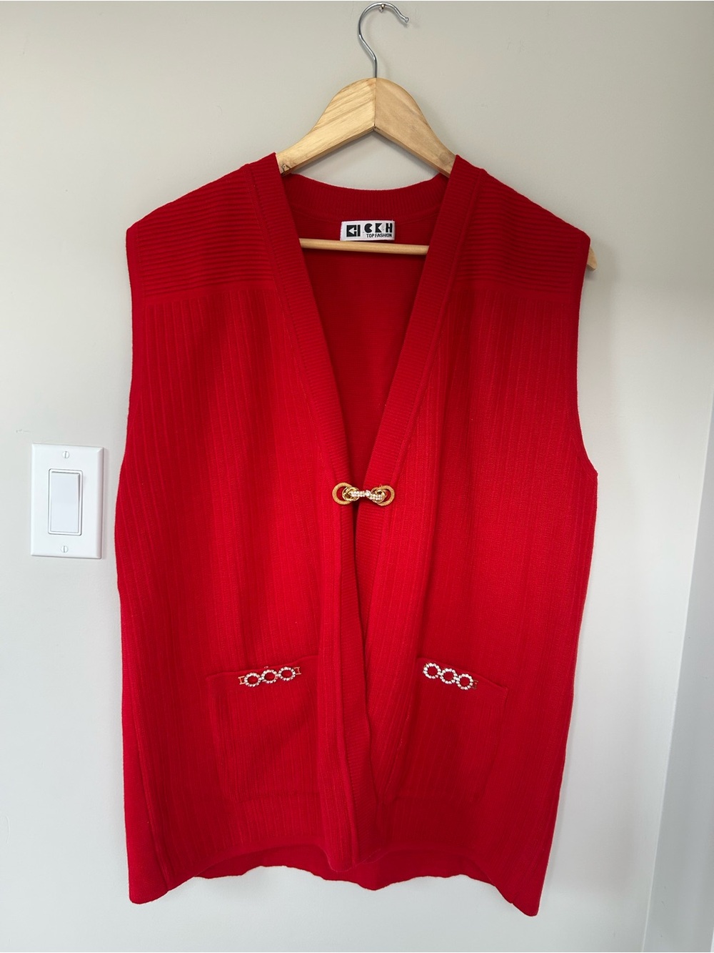 Vintage I.K.C Red Sleeveless Knit Vest with Gold Toggle